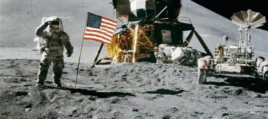 Exploração lunar: o marco que inspirou séculos de sonhos e temores sobre a colonização do espaço.